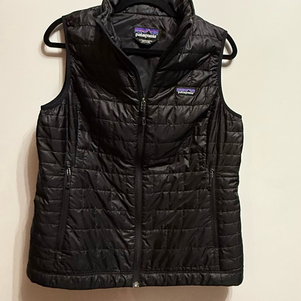 Patagonia Women's Black Quilted Nano Vest
